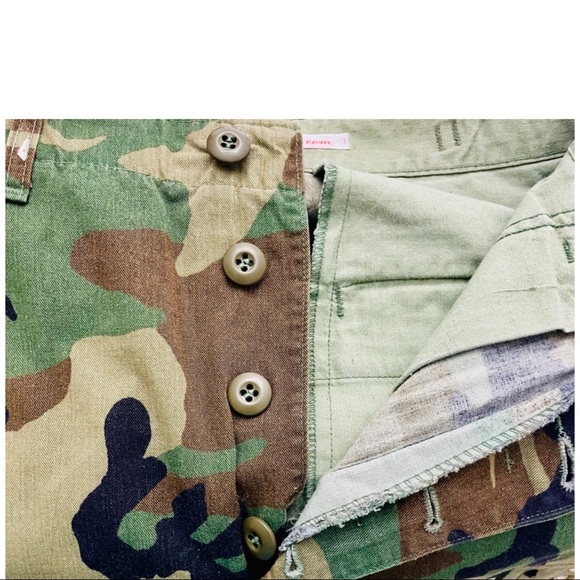 "Get Your Camo On" Bejeweled Army Fatigue Pants with Swarovski Crystal Cross - Picture 5 of 8